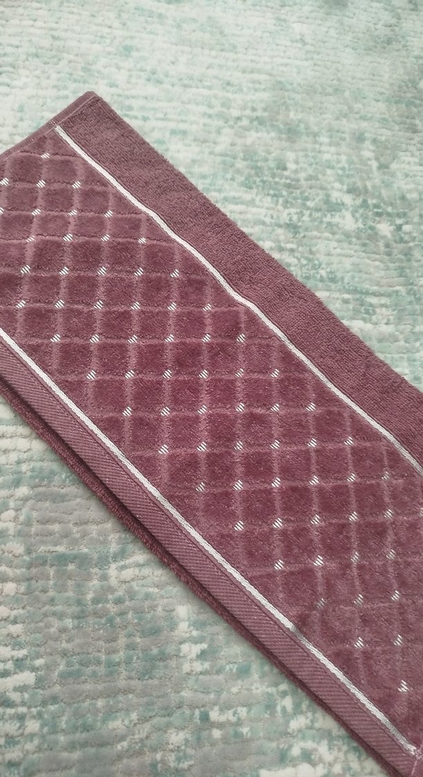 Bordo Nakışlı Parlak El Havlusu - Görsel 2