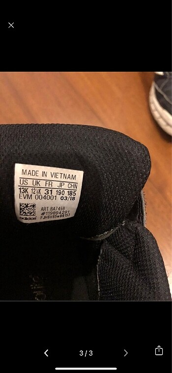 32 Beden Adidas erkek çocuk ayakkabı