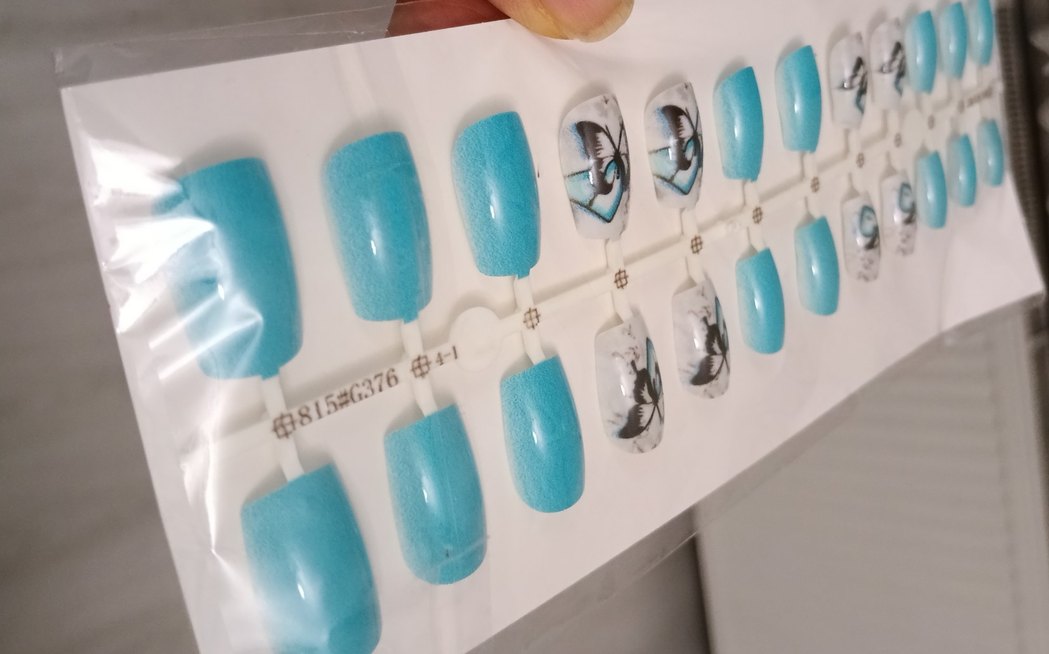 Turkuaz Kelebekli Takma tırnak - Görsel 4