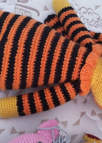 Diğer Renkli El Örgüsü Peluş Oyuncaklar