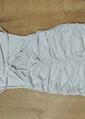 Zara Beyaz Büzgülü Elbise