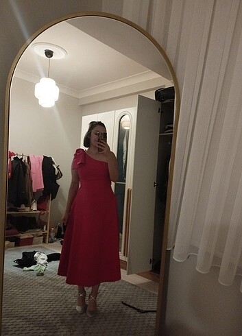 Kırmızı omuz kurdele cepli elbise - Görsel 2