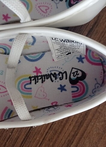 LC Waikiki 22 numara kız çocuk ayakkabı