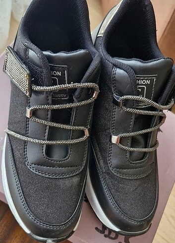 Fantazi spor ayakkabi - Görsel 3