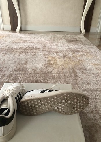 36.5 numara adidas marka ayakkabı - Görsel 4