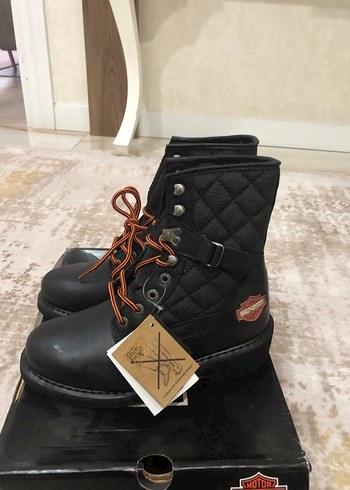 38 numara Harley davidson marka bot - Görsel 2