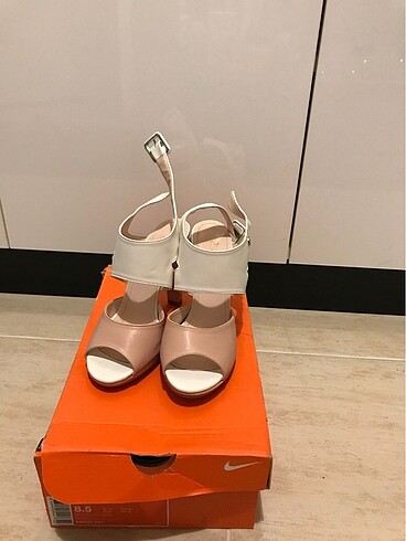 Pierre Cardin pierre cardin pembe beyaz topuklu ayakkabı