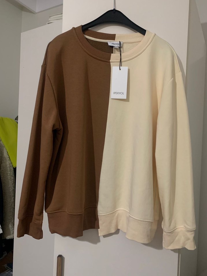 Ekru Kahverengi Bisiklet Yaka Sweatshirt — görsel 3/9