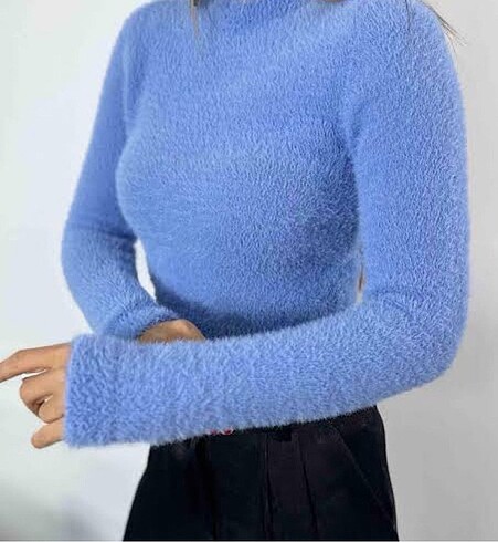 Zara Zara yumuşak tüylü crop kazak