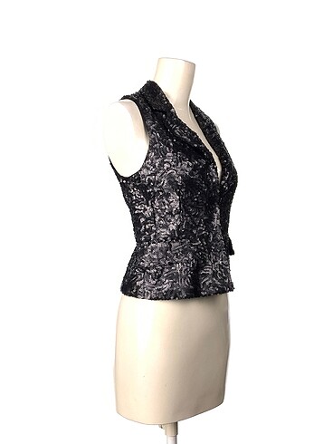 Alice & Olivia Alice & Olivia Yelek %70 İndirimli.