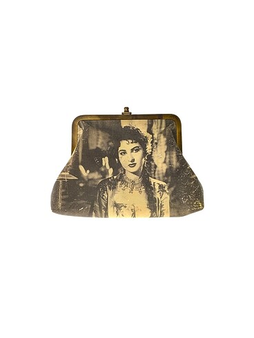 Diğer Diğer Clutch / Portföy %70 İndirimli.