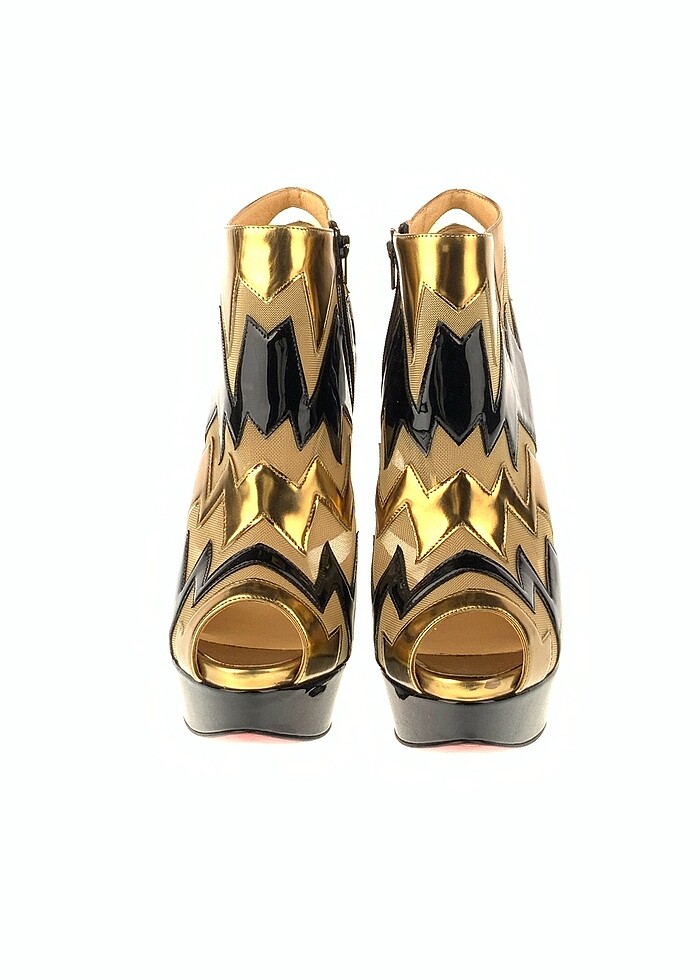 Christian Louboutin Platform %70 İndirimli. - Görsel 3
