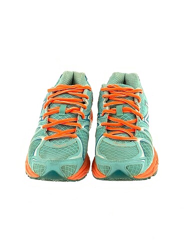 40,5 Beden New Balance Spor Ayakkabı %70 İndirimli.