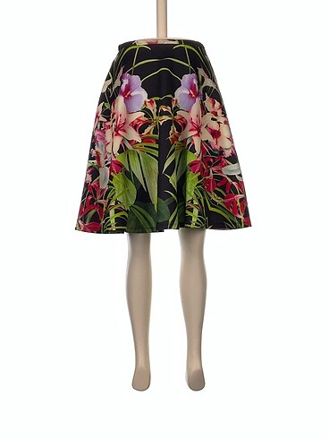 Ted Baker Midi Etek %70 İndirimli.