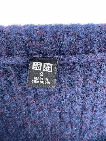 s Beden çeşitli Renk Uniqlo Kazak / Triko %70 İndirimli.