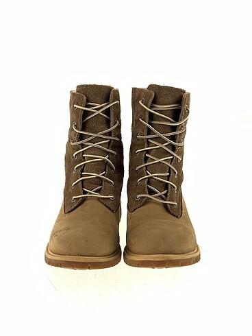 40 Beden Timberland Bot %70 İndirimli.