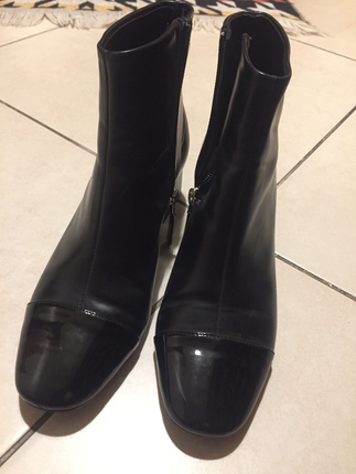 37 Beden Zara rugan deri ankle bot