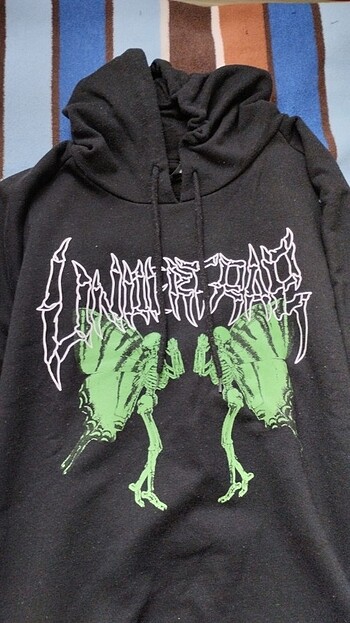 Siyah iskelet sweatshirt