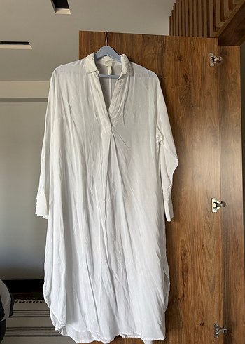 H&M Uzun Kollu Beyaz elbise
