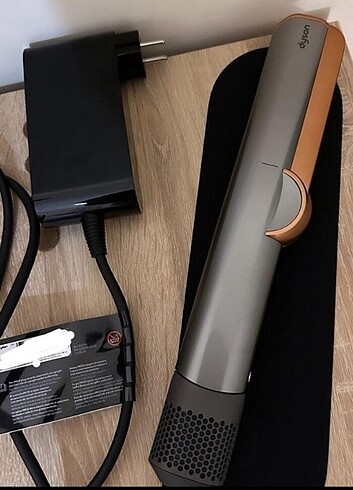 Dyson airstrait saç düzleştirici
