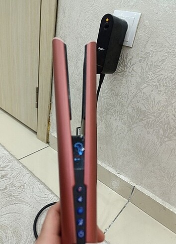 Dyson airstrait saç düzleştirici