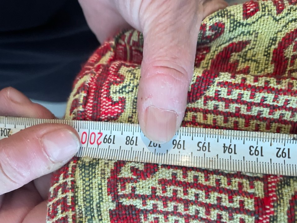 Bordo Desenli Parlak Battaniye - Görsel 5