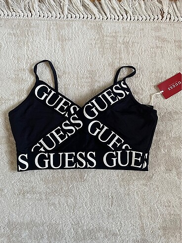 GUESS MARKA