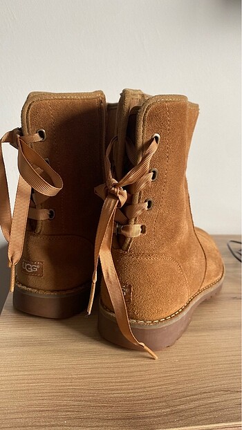 Ugg Ugg boy
