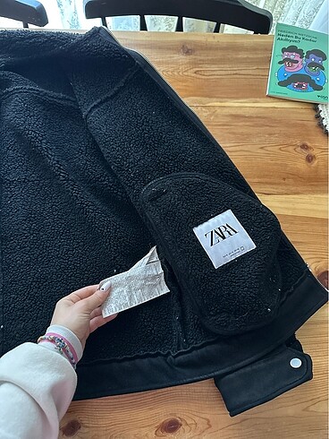 m Beden Zara içi yünlü erkek mont