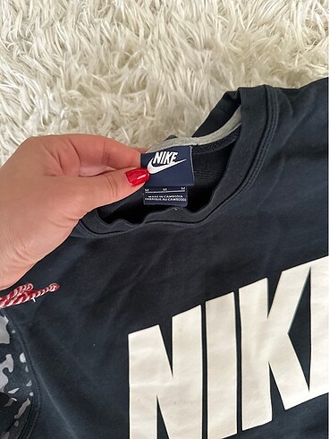 m Beden Nike sweatshirt