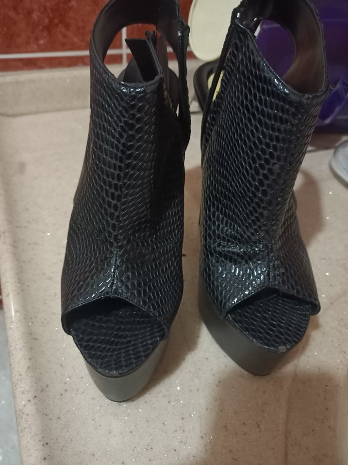 Kadın Siyah Yılan Desenli Tokalı platform Topuklu Ayakkabı - Görsel 2