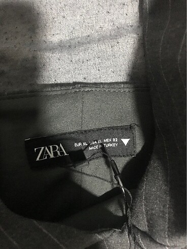 Zara Zara dekolteli üst