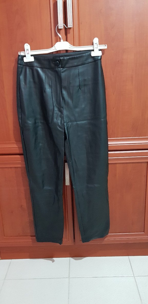 Kadın Siyah Deri Midi Pantolon - Görsel 2