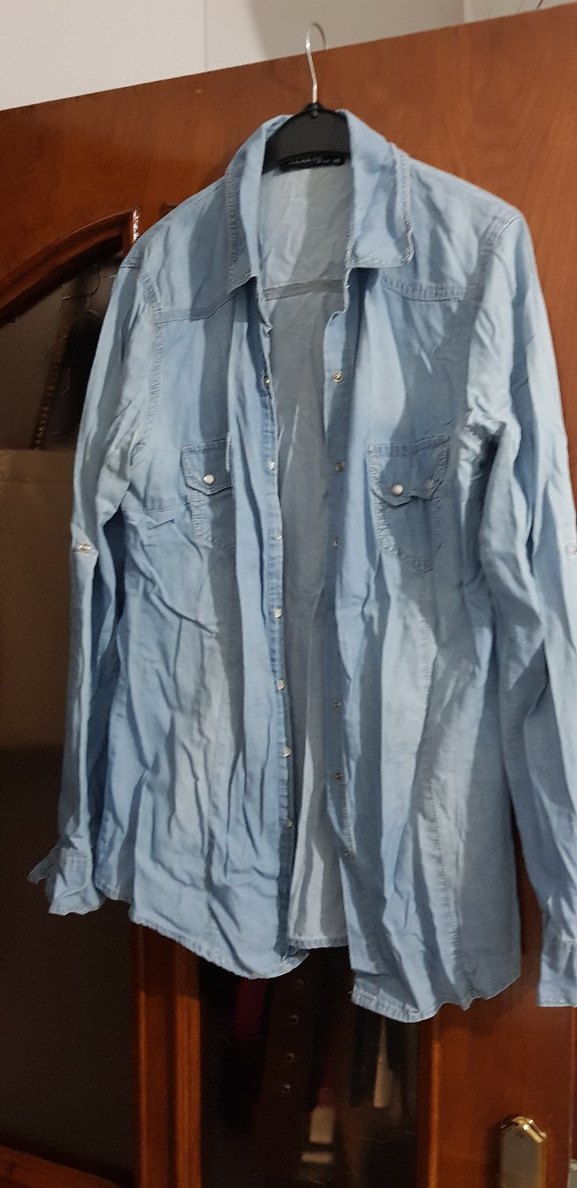 Düğmeli Uzun Kollu Kot Gömlek - Görsel 2