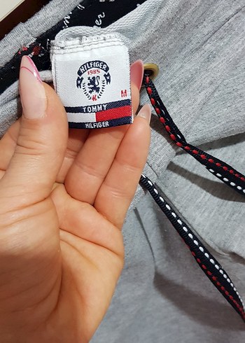 Gri Bel Bantlı Kadın Mini Şort - Görsel 4