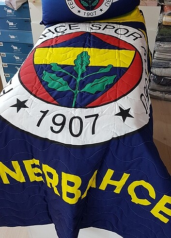 TAÇ LİSANSLI OUTLET YATAK ÖRTÜSÜ-PİKE