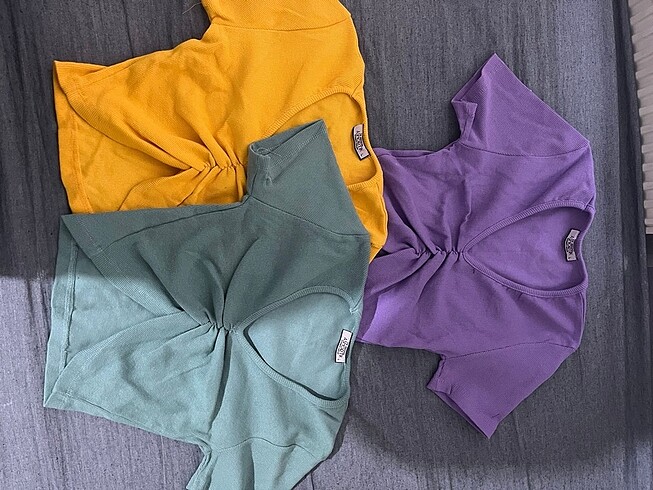 l Beden Üçlü crop önü büzgülü
