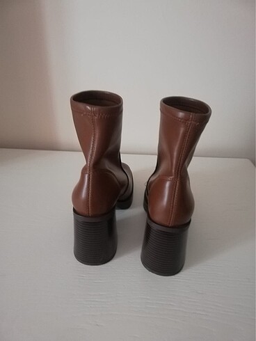 35 Beden Stradivarius 35 numara
