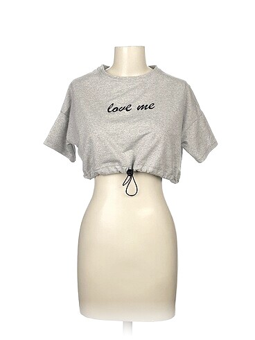 Diğer T-shirt %70 İndirimli.