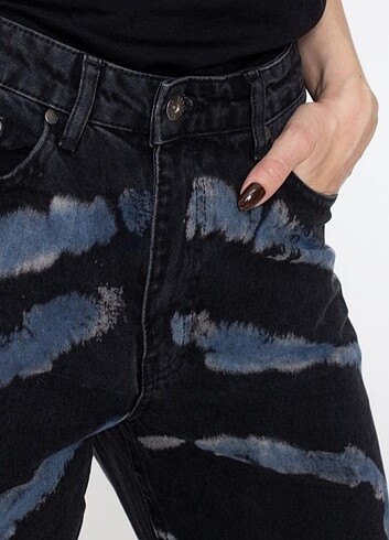 44 Beden siyah Renk Batik desenli 44 beden ragged jeans