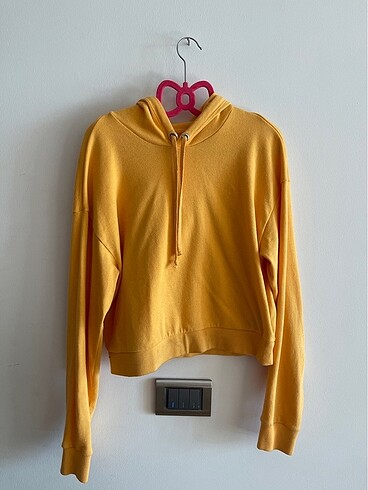 Sarı sweatshirt