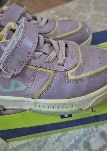 Mor Baskılı Kız Çocuk Spor Ayakkabısı - Görsel 3
