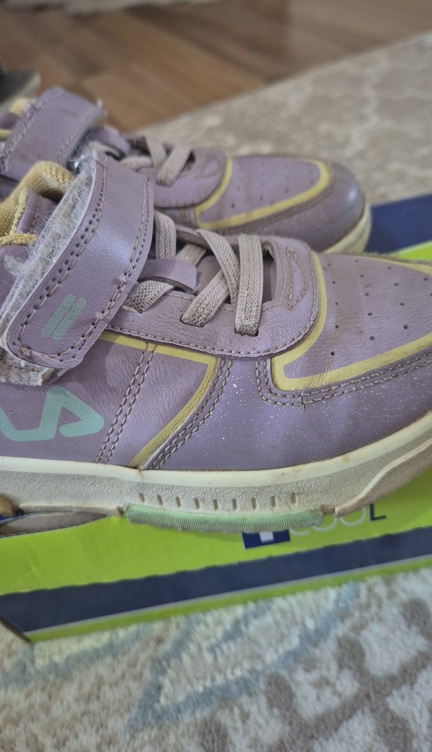 Mor Baskılı Kız Çocuk Spor Ayakkabısı - Görsel 3