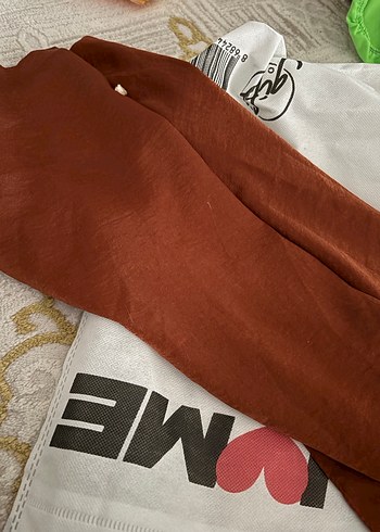 Kadın Kahverengi Saten Şal - Görsel 6