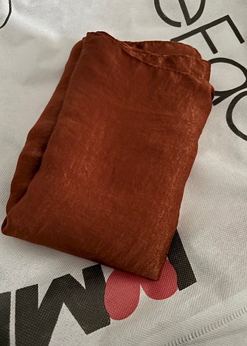 Kadın Kahverengi Saten Şal - Görsel 3