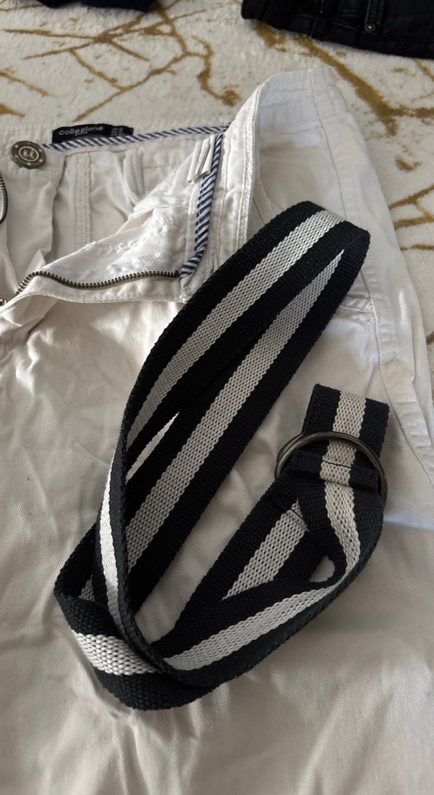 Beyaz Rahat Kesim Erkek Bermuda Şort - Görsel 4