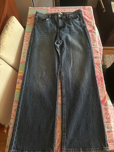 H&M koyu mavi 46 beden jean