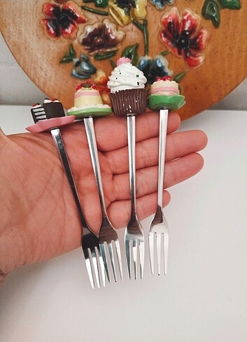 FİGÜRLÜBTATLI ÇATALI 