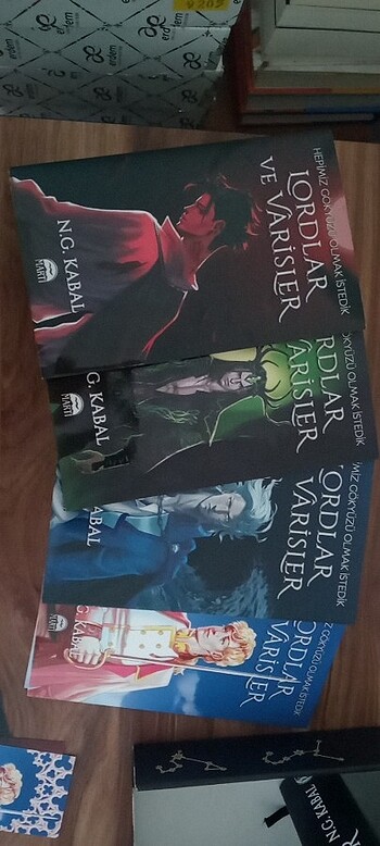 HGOİ - Lordlar ve varisler kutulu set 
