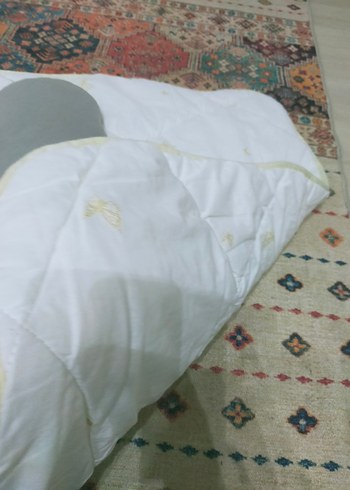 Gri Yastık ve Beyaz Çocuk elyaf yorgan - Görsel 4